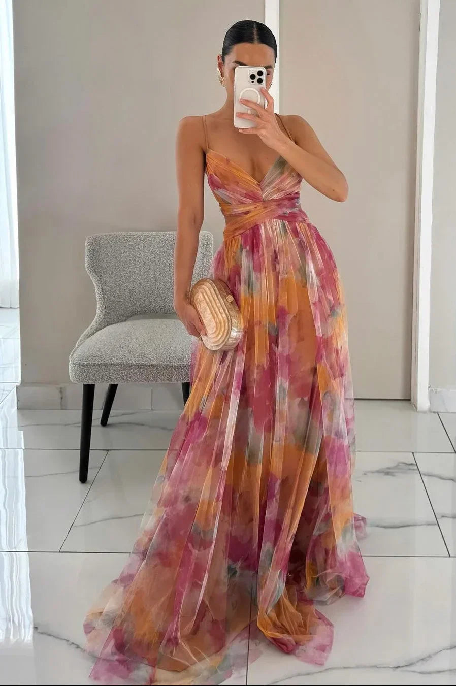 Aria | Robe d'invité de mariage – Élégante robe longue maxi à fleurs avec détails texturés
